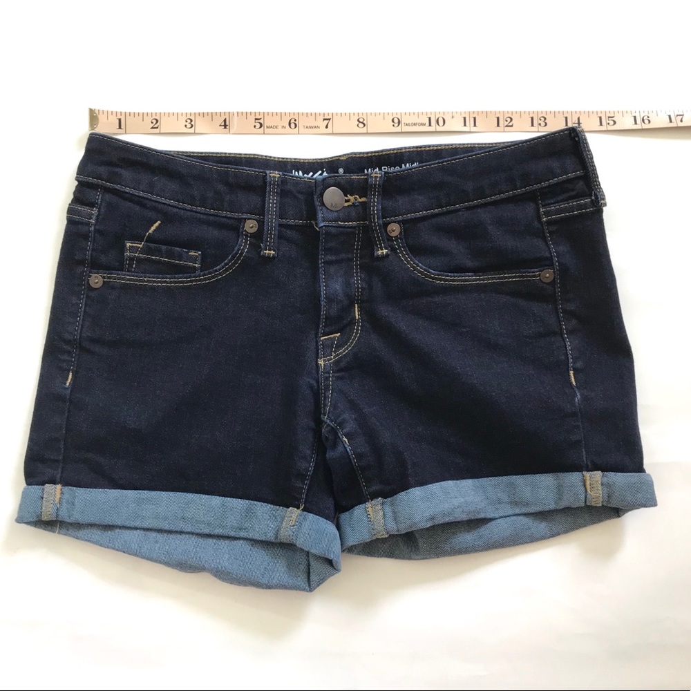 Vintage Y2K Mossimo Mid-Rise Midi Dark Denim Jean Shorts Size 0 - Picture 4 of 5